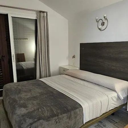 Villa Renovated In Americas Sea Coast Playa de las Americas (Tenerife)