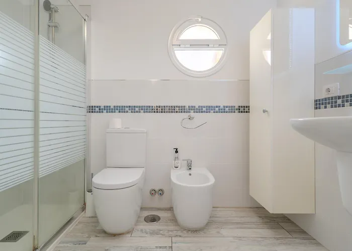 Renovated In Americas Sea Coast Villa Playa de las Americas (Tenerife)