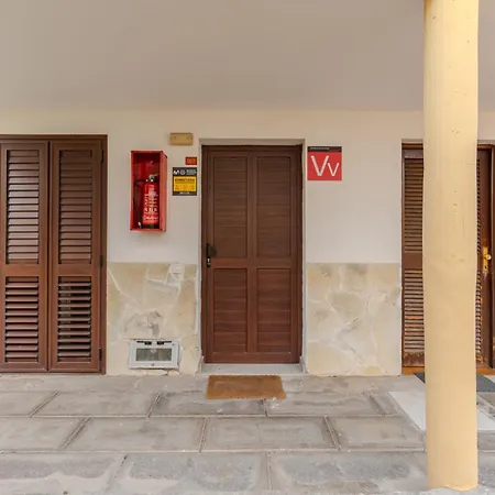 Renovated In Americas Sea Coast ヴィラ