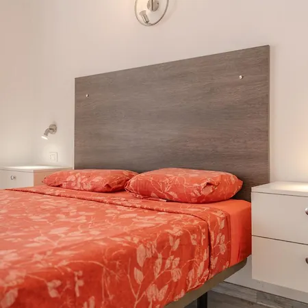 Renovated In Americas Sea Coast ヴィラ *