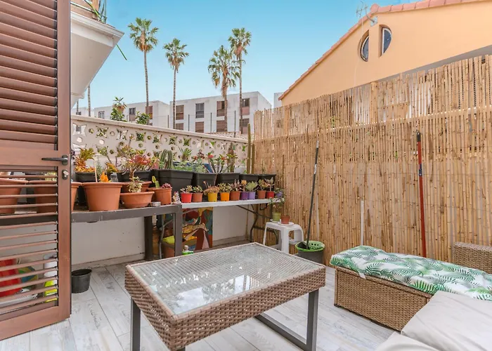 Renovated In Americas Sea Coast Вилла