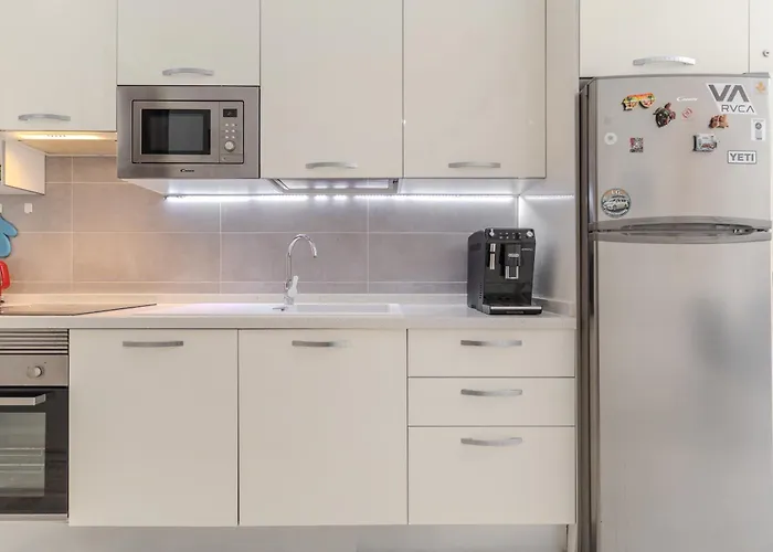 Renovated In Americas Sea Coast