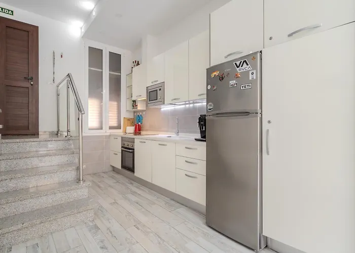 Villa Renovated In Americas Sea Coast *