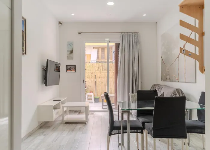 Вилла Renovated In Americas Sea Coast *