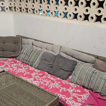 Renovated In Americas Sea Coast Villa *